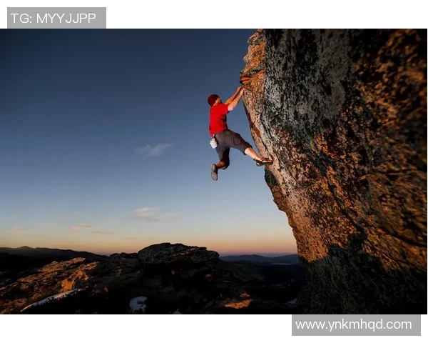成都极限运动队在世界攀岩锦标赛中以70分领先全场表现出色