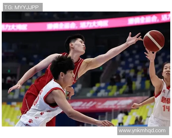 北京与新疆篮球对决精彩直播实录全程回顾与分析 北京与新疆篮球对决精彩直播实录全程回顾与分析