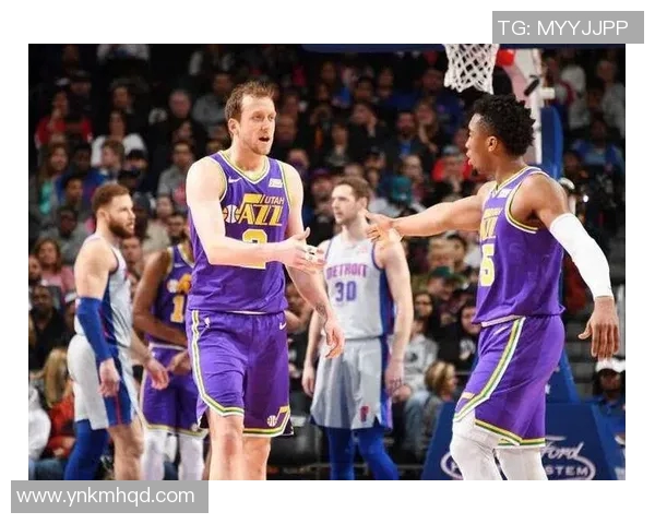 夏季联赛精彩对决湖人队与活塞队的激烈碰撞与战术较量