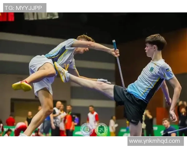 重庆网球队的崛起之路:从默默无闻到世界锦标赛的闪耀时刻 重庆网球队的崛起之路:从默默无闻到世界锦标赛的闪耀时刻