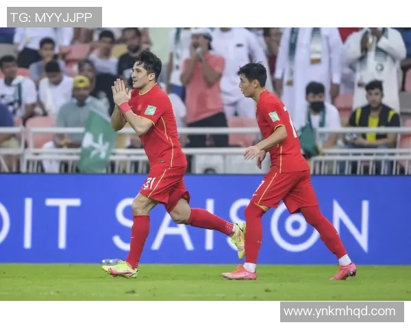 12强国足精彩对决伊朗全场集锦回顾与分析