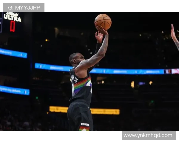 卡梅隆约翰逊如何在NBA赛场上展现出色的篮球才华与领导能力