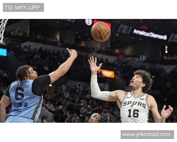 明天灰熊对阵马刺的精彩对决值得期待,谁将赢得这场激烈的NBA比赛 明天灰熊对阵马刺的精彩对决值得期待,谁将赢得这场激烈的NBA比赛